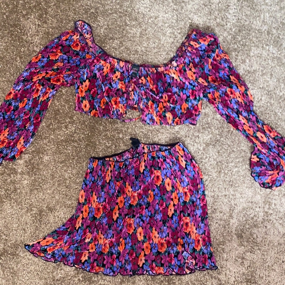 Colorful Floral Women's Skirt Set